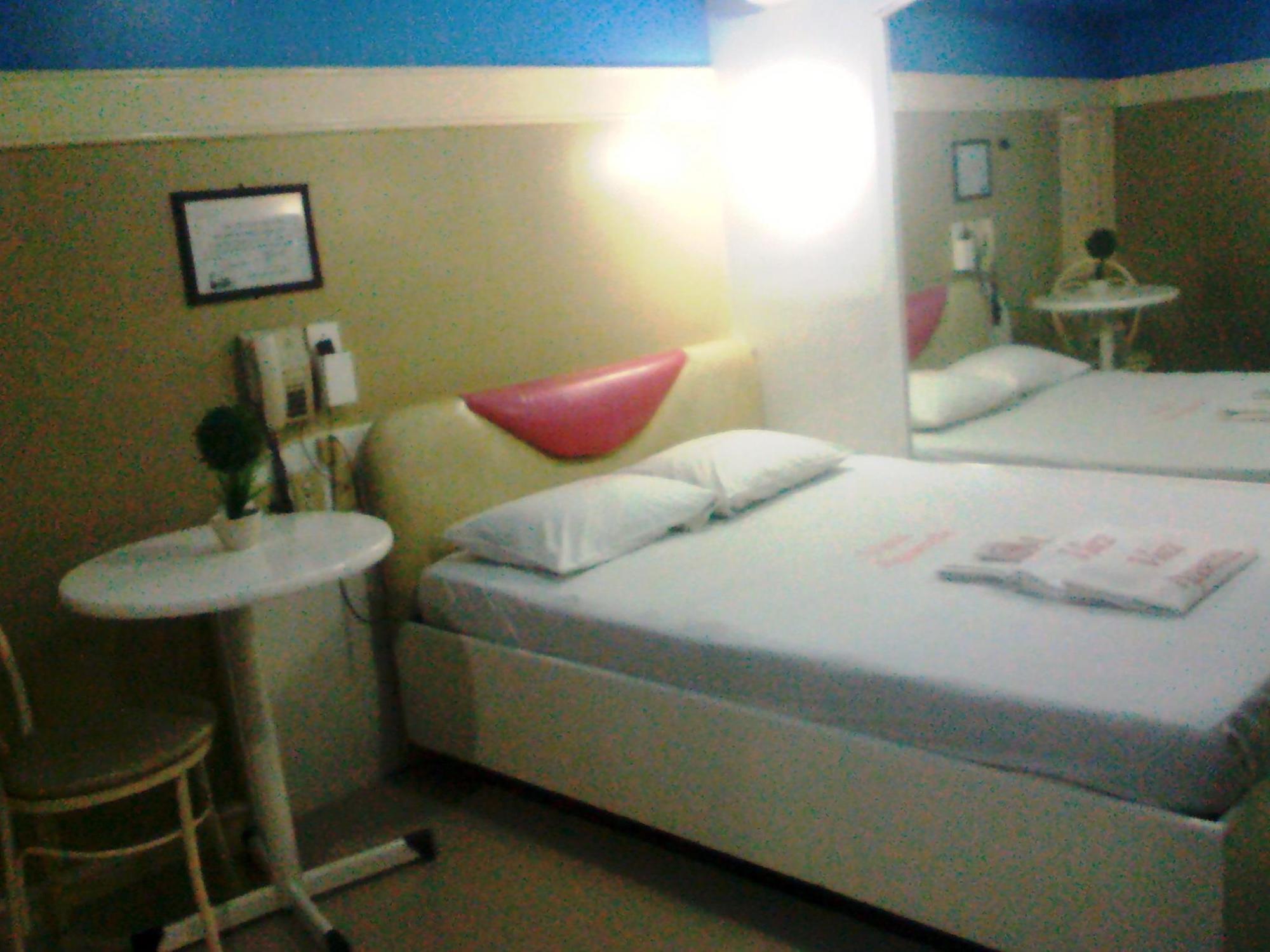 Vista Apartelle Макати Экстерьер фото